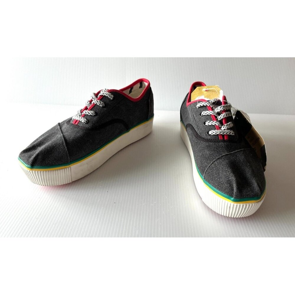 TOMS Black Washed Canvas Cordones Boardwalk Shoes w/ Red Trim Size 9.5 (US) NWOB